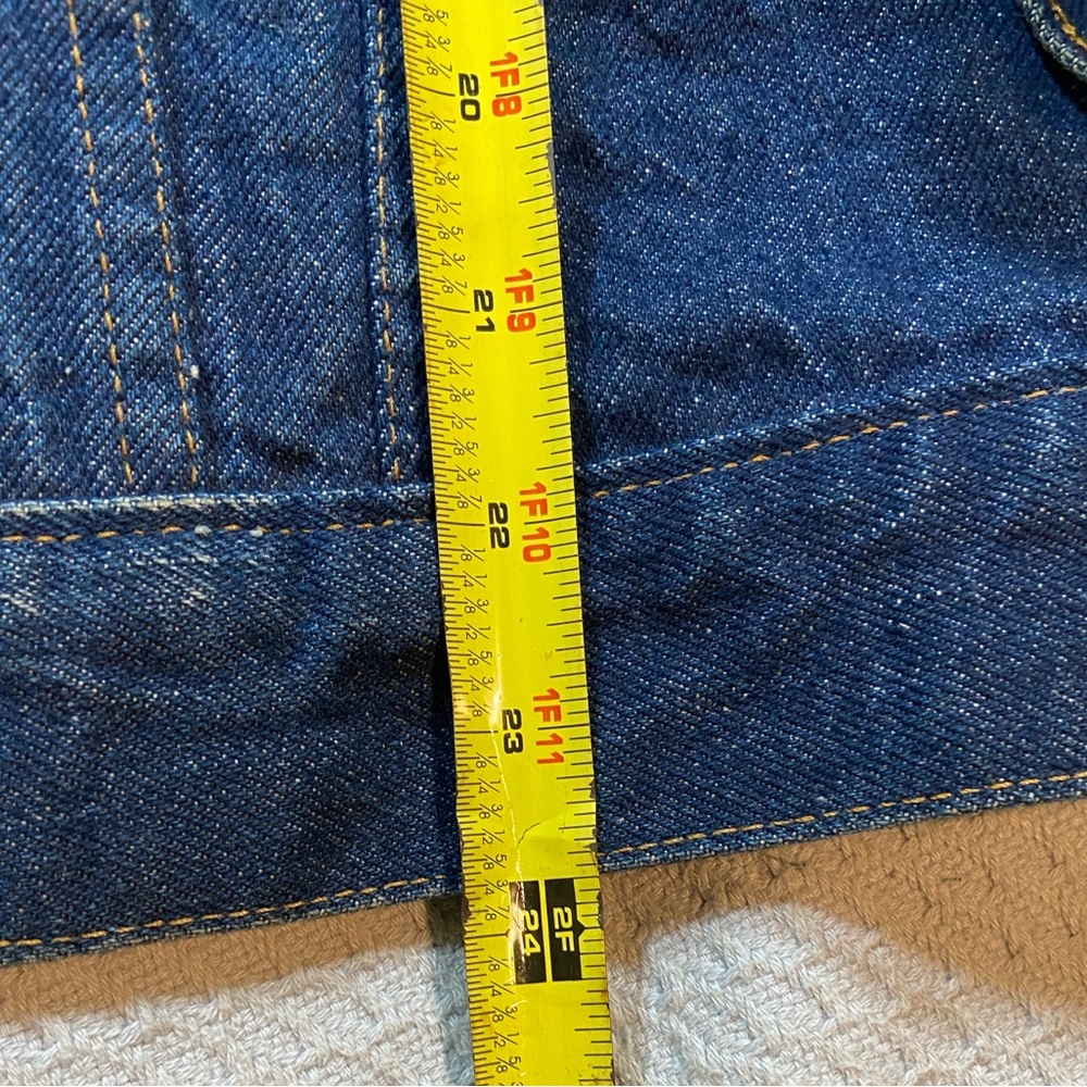 Men’s Dark Blue Denim Jacket by Levi Brand. - Picture 11 of 16